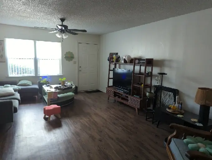 ROOMMATE NEEDED WOMEN ONLY, NO PETS