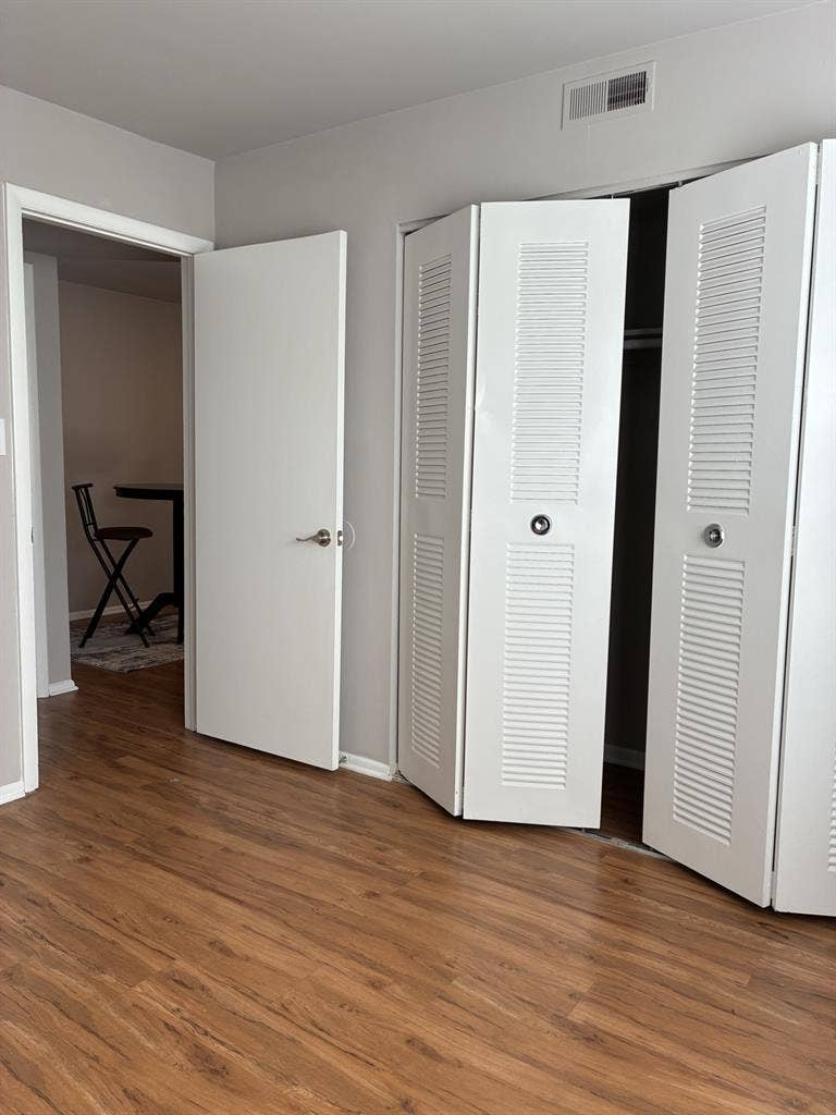 Beautiful sunlight filled apartment