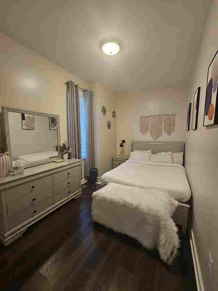 Room for rent in safe Pigtown