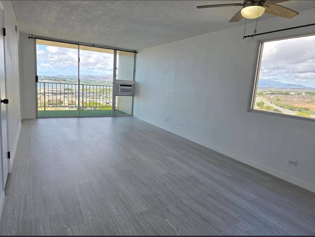 Private room private bath for rent