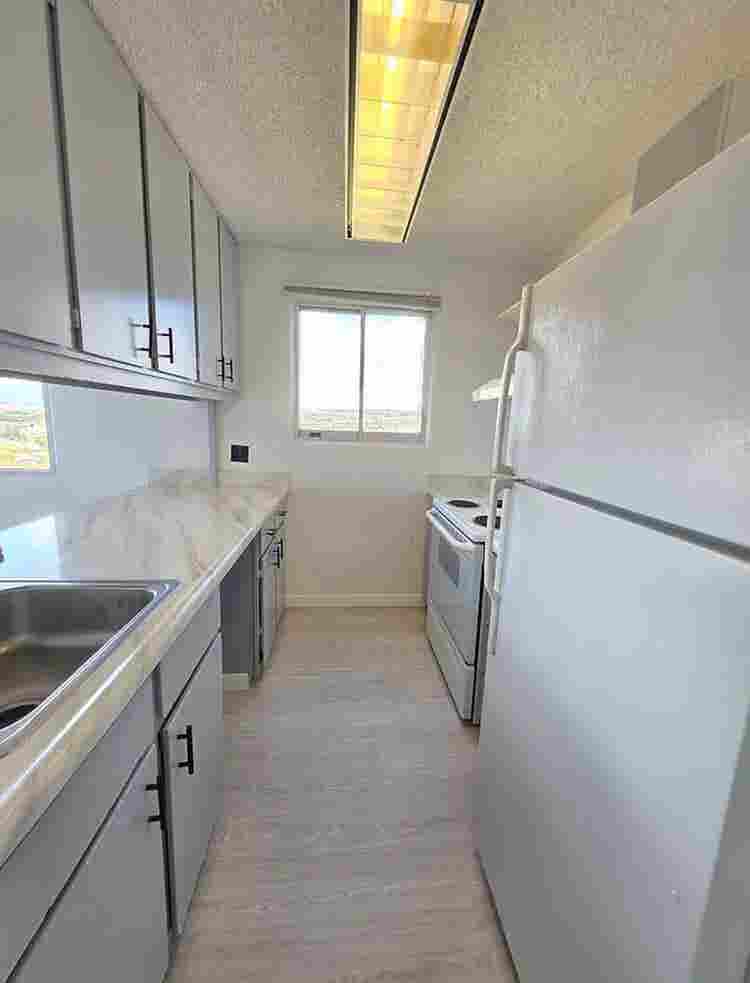 Private room private bath for rent