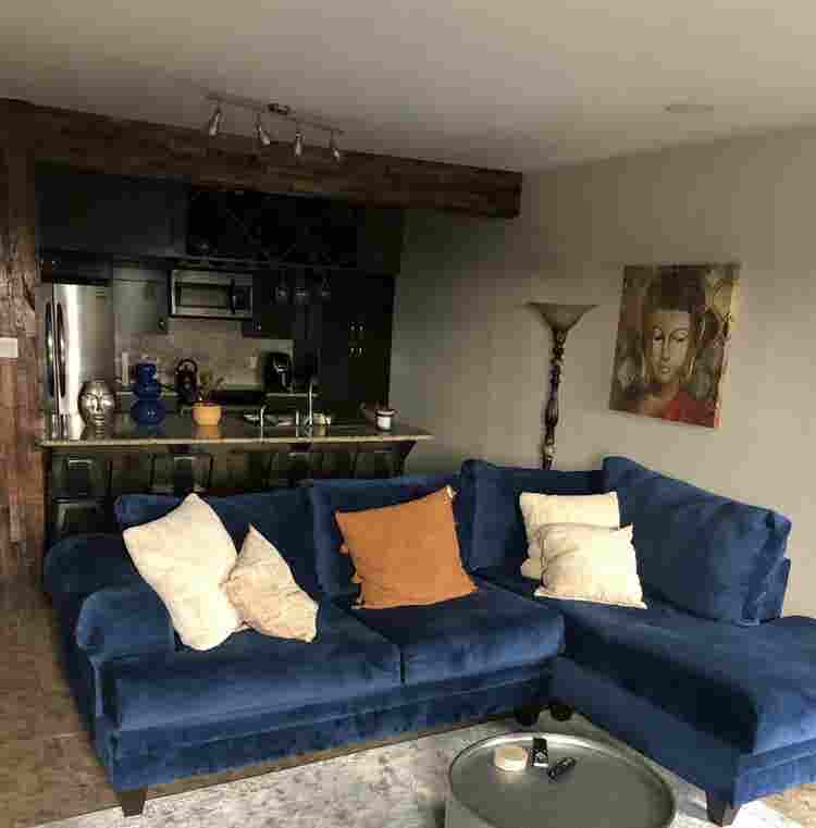 bedrooms in well kept area