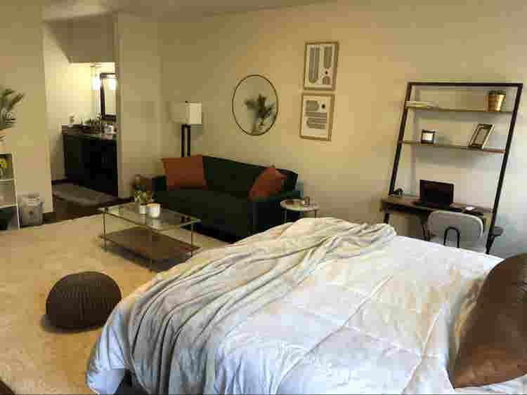 bedrooms in well kept area