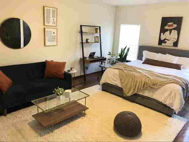 bedrooms in well kept area