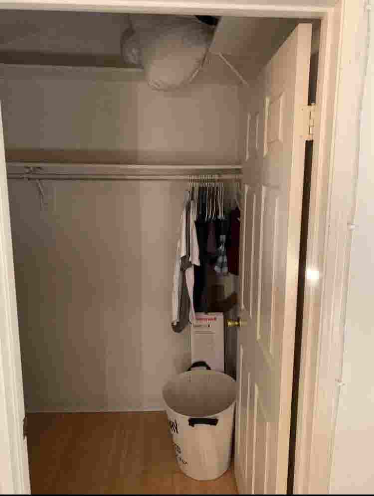 Private Big Master Bedroom & Bath