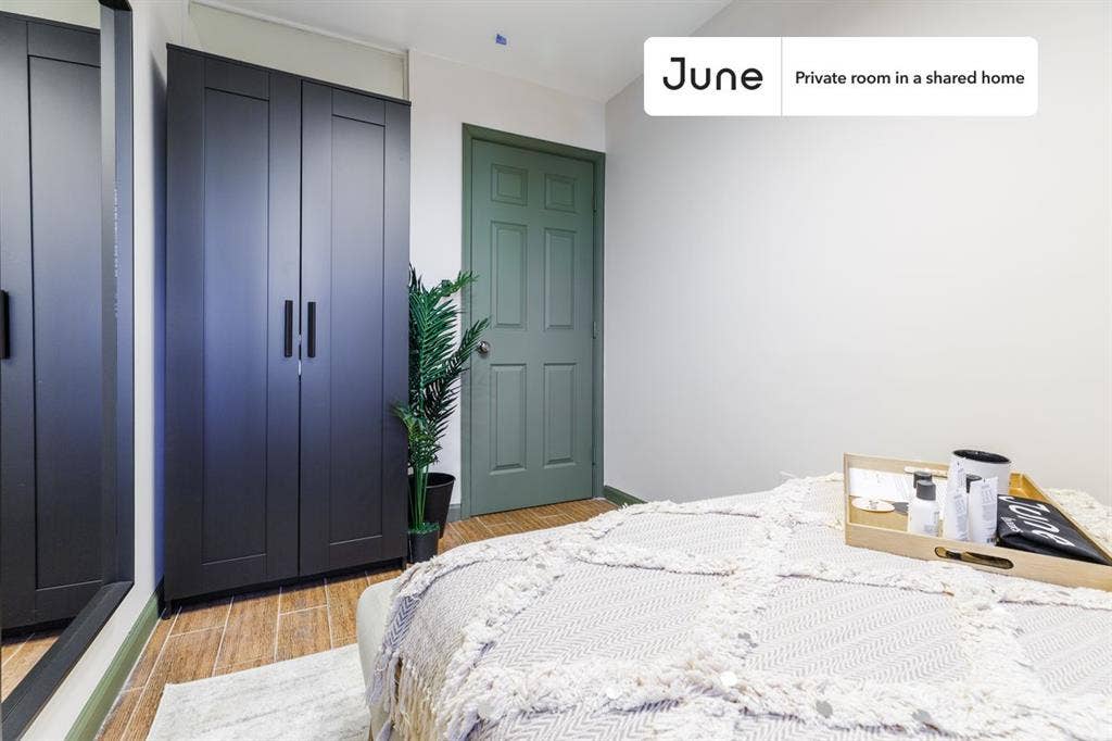 3 BR in New York City