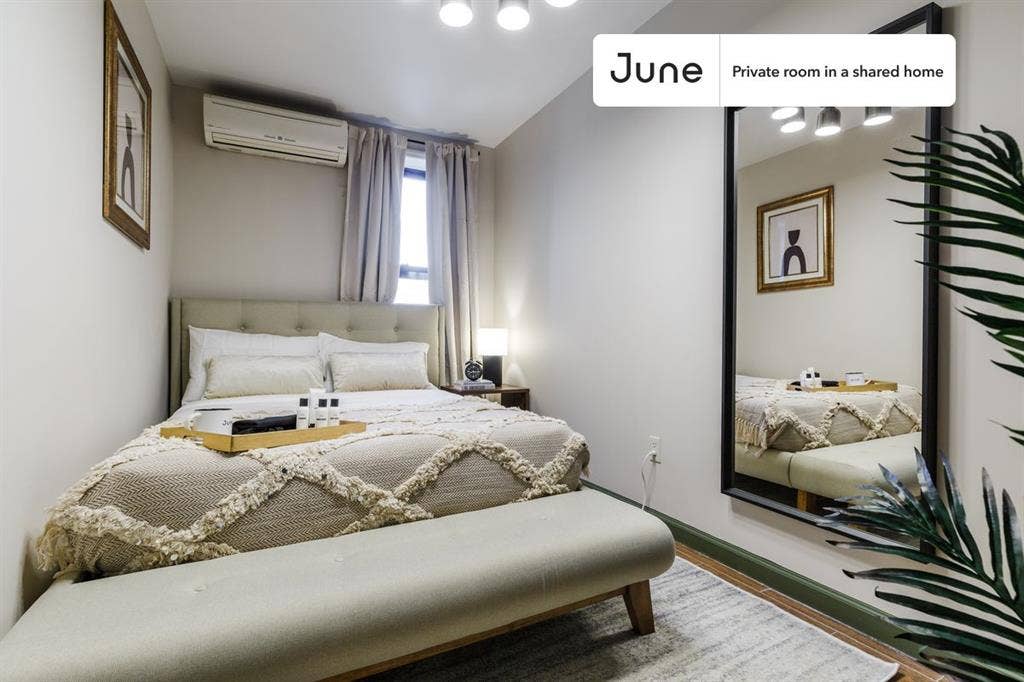 3 BR in New York City