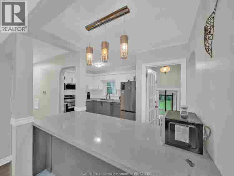 Upper unit in home in South Windsor