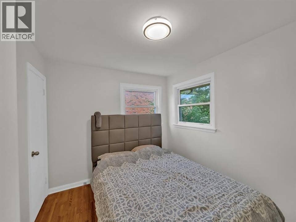 Upper unit in home in South Windsor