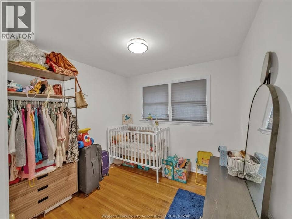 Upper unit in home in South Windsor