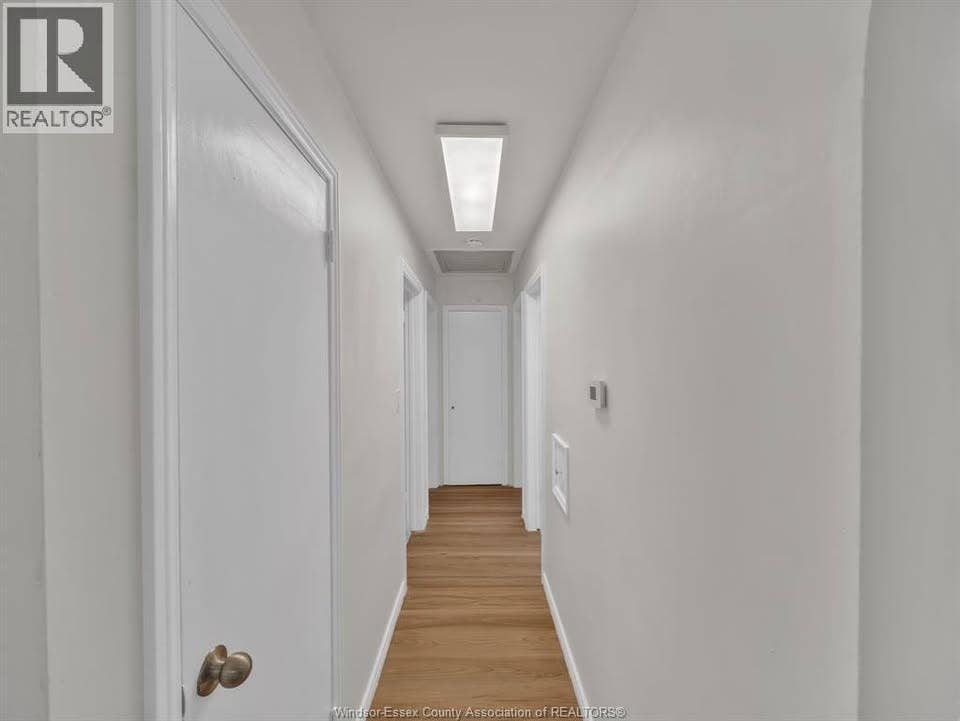 Upper unit in home in South Windsor