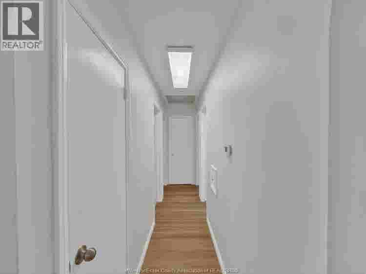 Upper unit in home in South Windsor