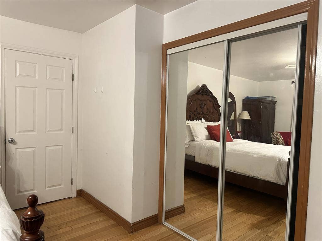 Suite Room in Burbank California