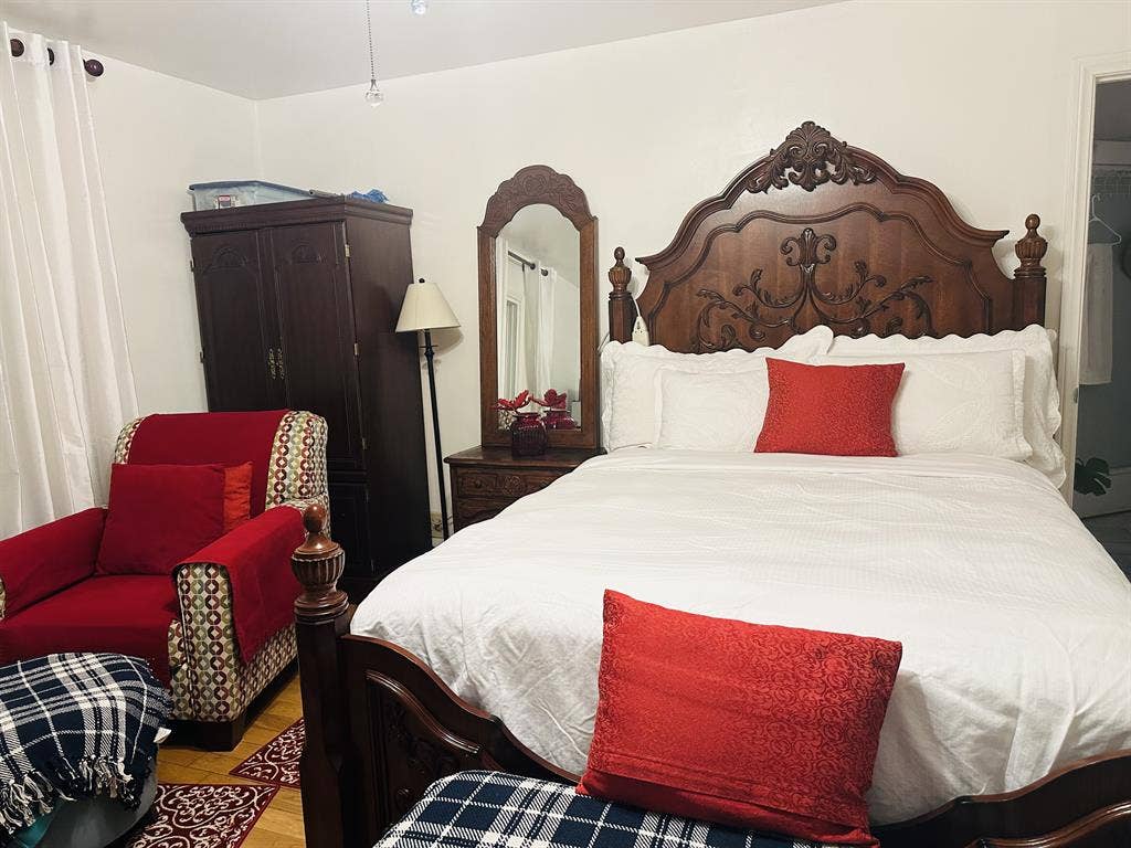 Suite Room in Burbank California