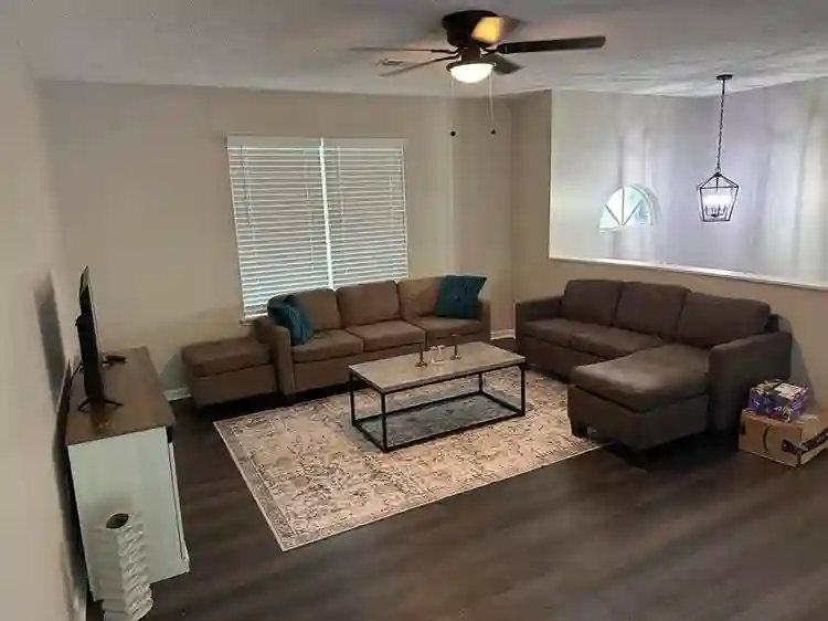 5 BR in Decatur