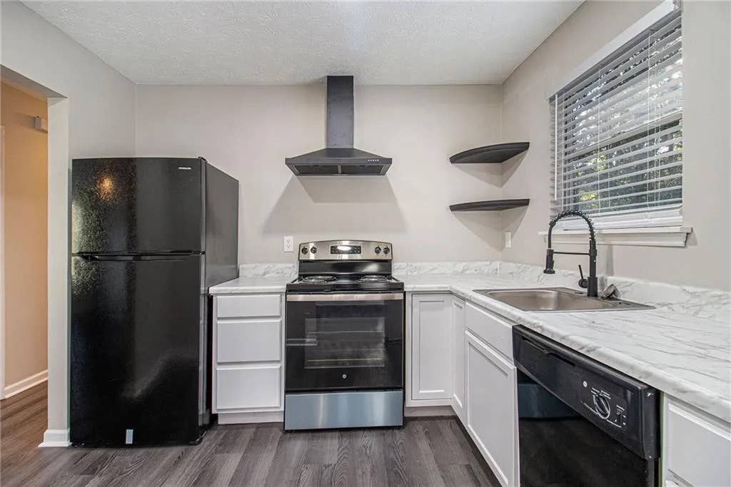 5 BR in Decatur
