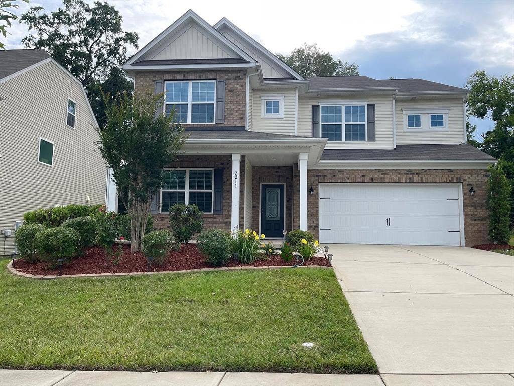 6 BR in Charlotte