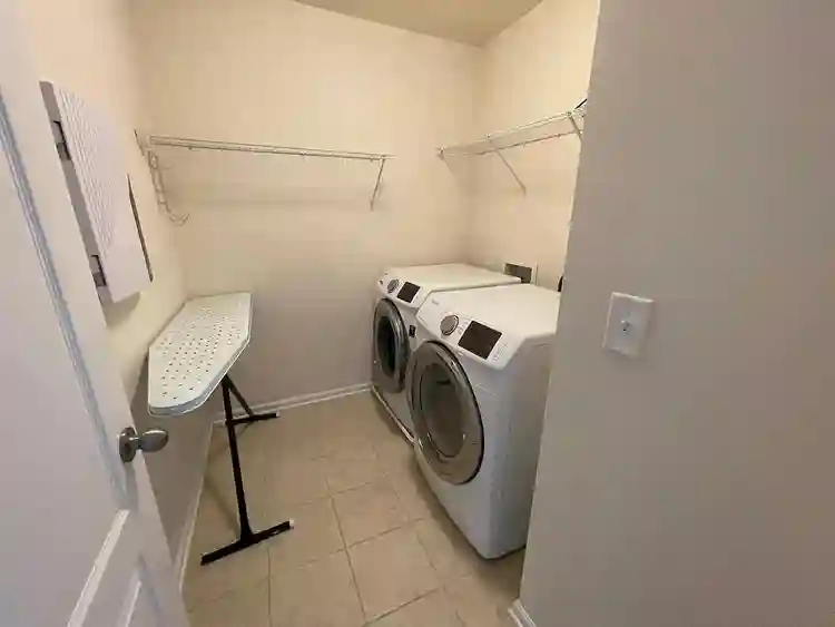 6 BR in Charlotte