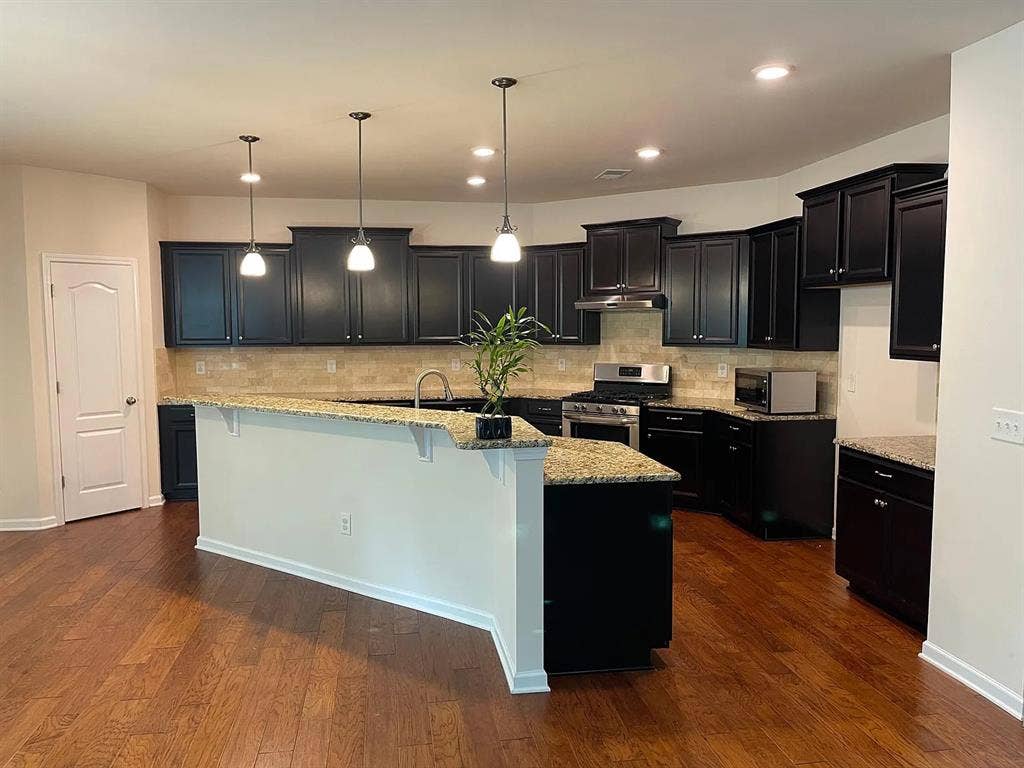 6 BR in Charlotte