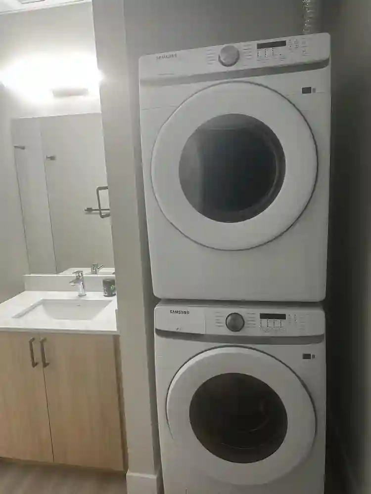 Private room and bathroom for rent