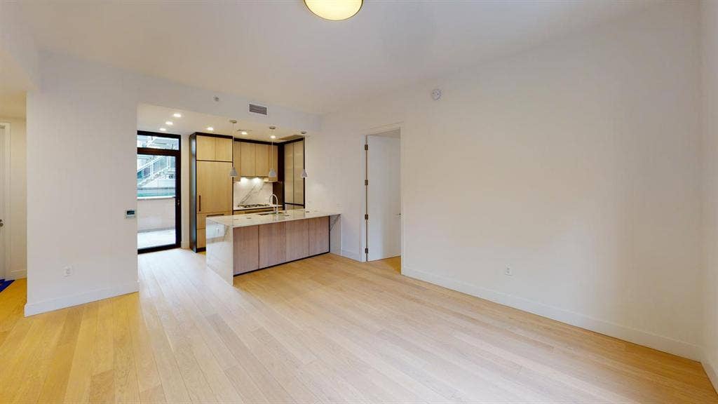 2 BR in New York