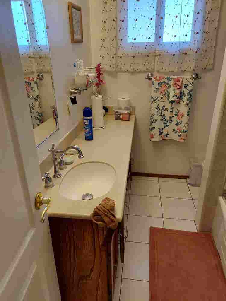 STOP LOOKING, YOU'LL WANT THIS ROOM