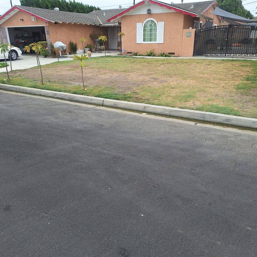 Large westminster room for rent.