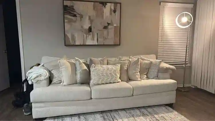 Looking for Male Roommate!