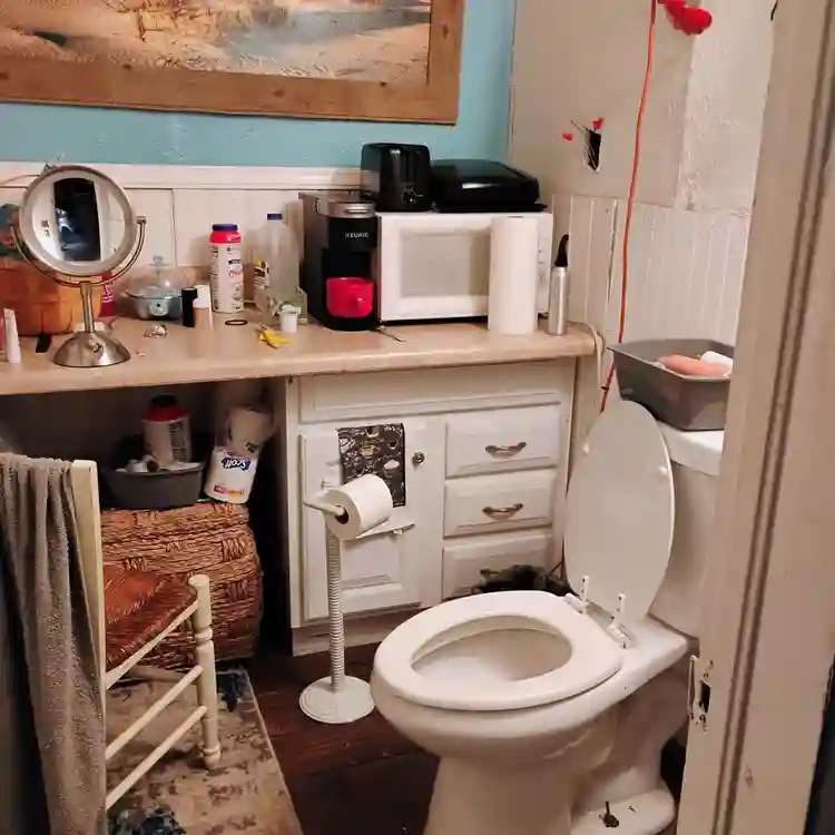 Room for rent in downtown Sanford