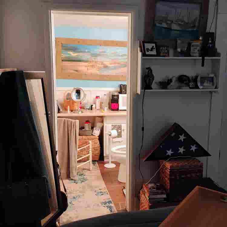 Room for rent in downtown Sanford