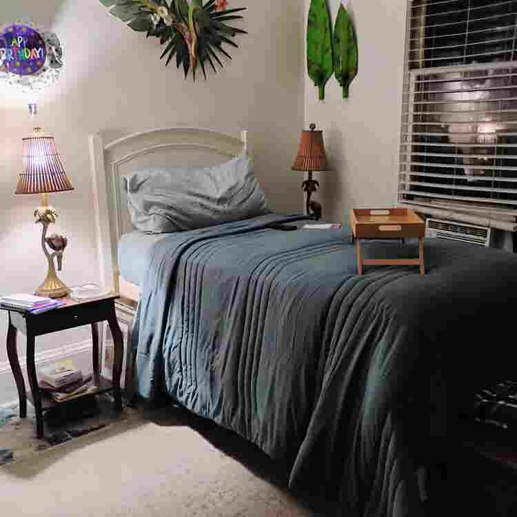 Room for rent in downtown Sanford