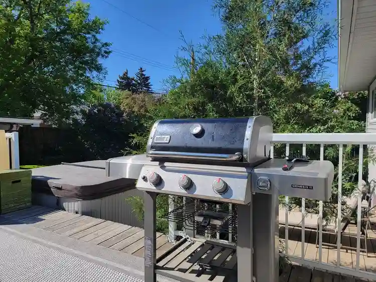 Bedroom for Rent in Killarney SW