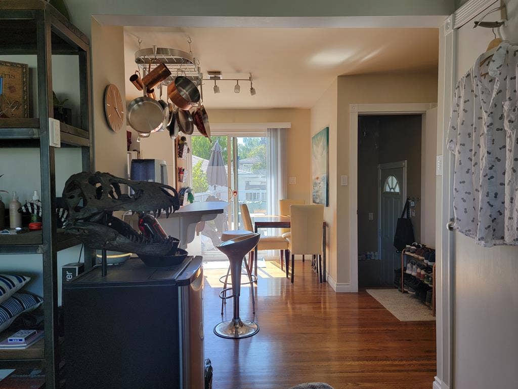 Bedroom for Rent in Killarney SW
