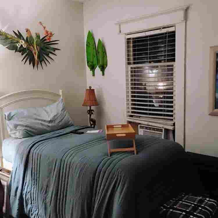 Quiet room in Sanford