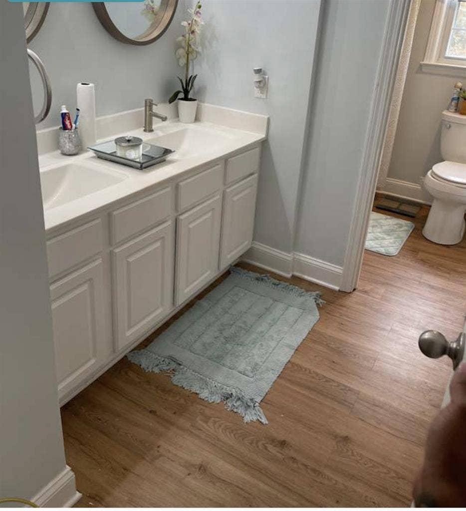 Looking for a female tenant