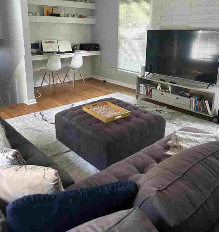 Looking for a female tenant