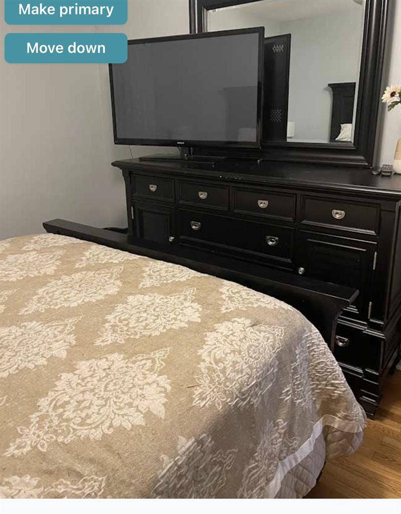 Looking for a female tenant