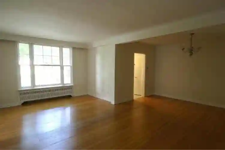 Looking for responsible roommate