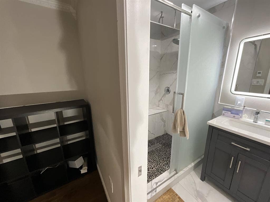 2 Person Bedroom Available in Nov.