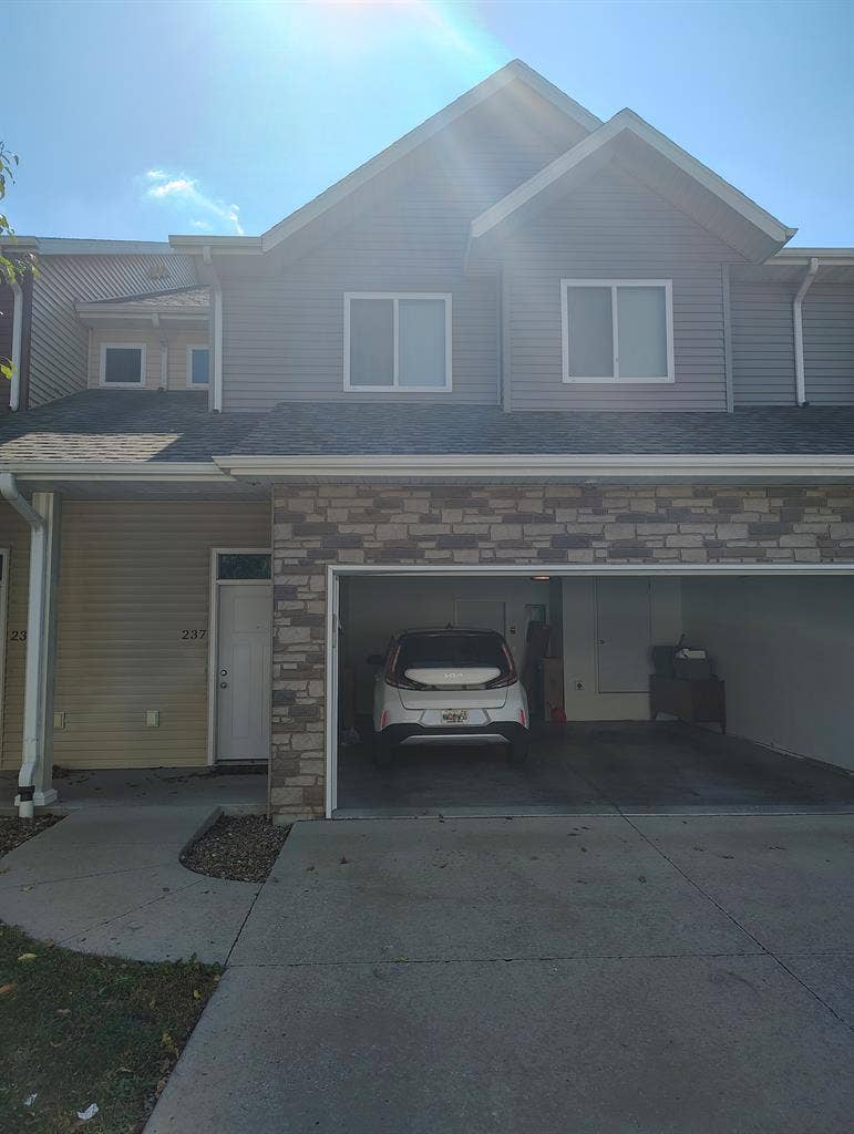 Tiffin Room Available.