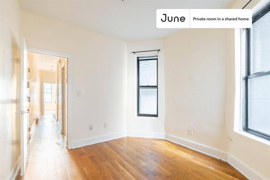 2 BR in New York City