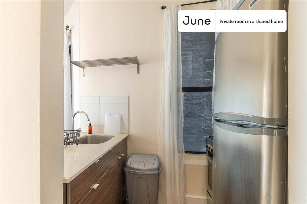 2 BR in New York City