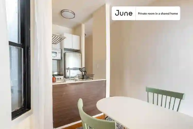 2 BR in New York City