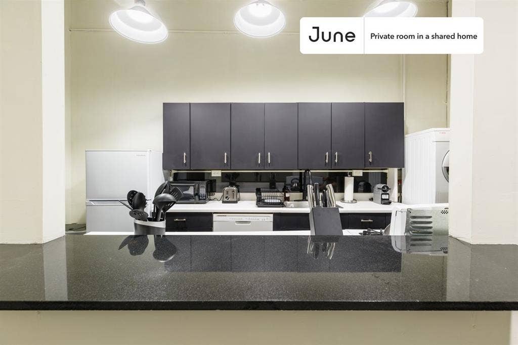 5 BR in New York City