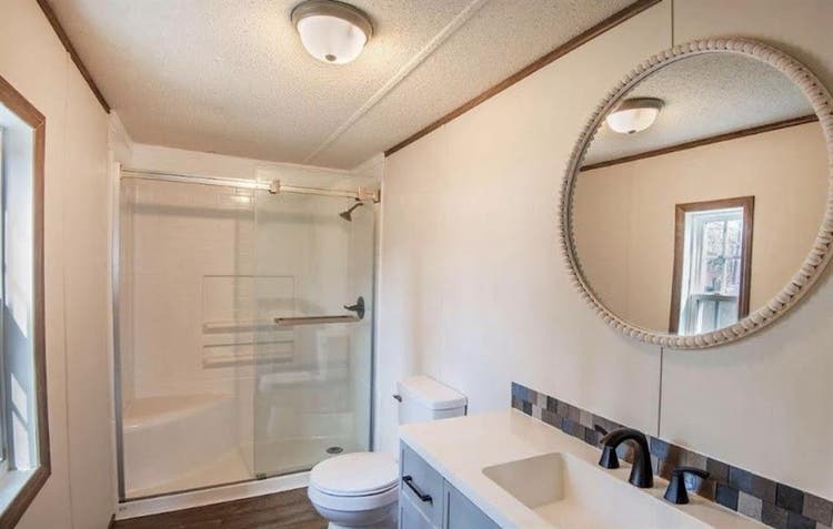 3 bedroom and 2 bathroom