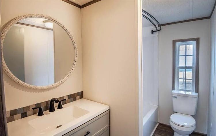 3 bedroom and 2 bathroom