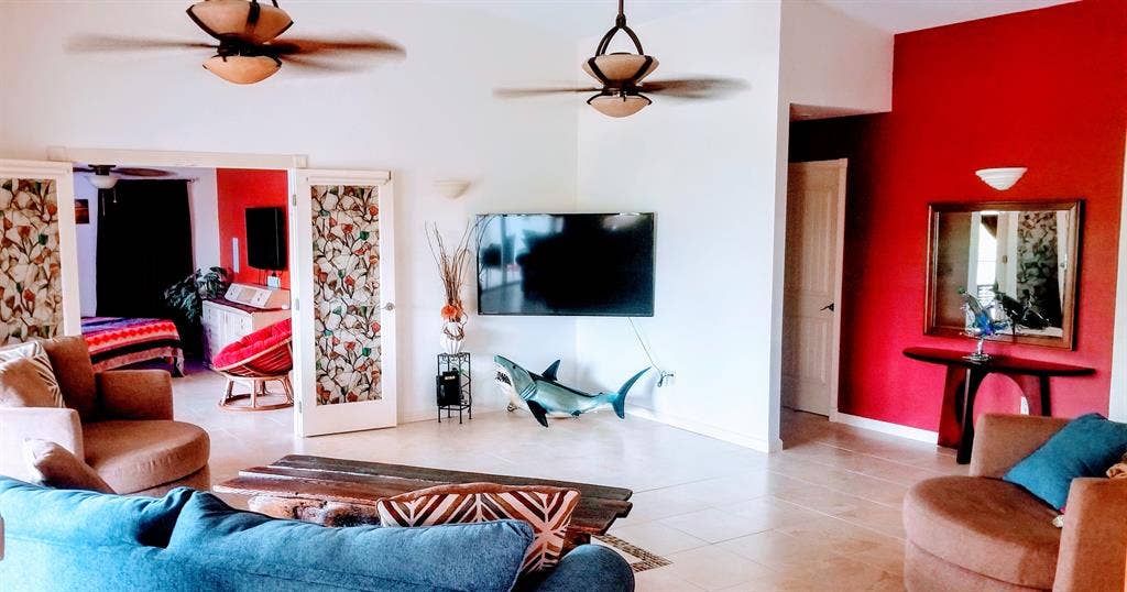 Gorgeous large Bedroom with Ensuite