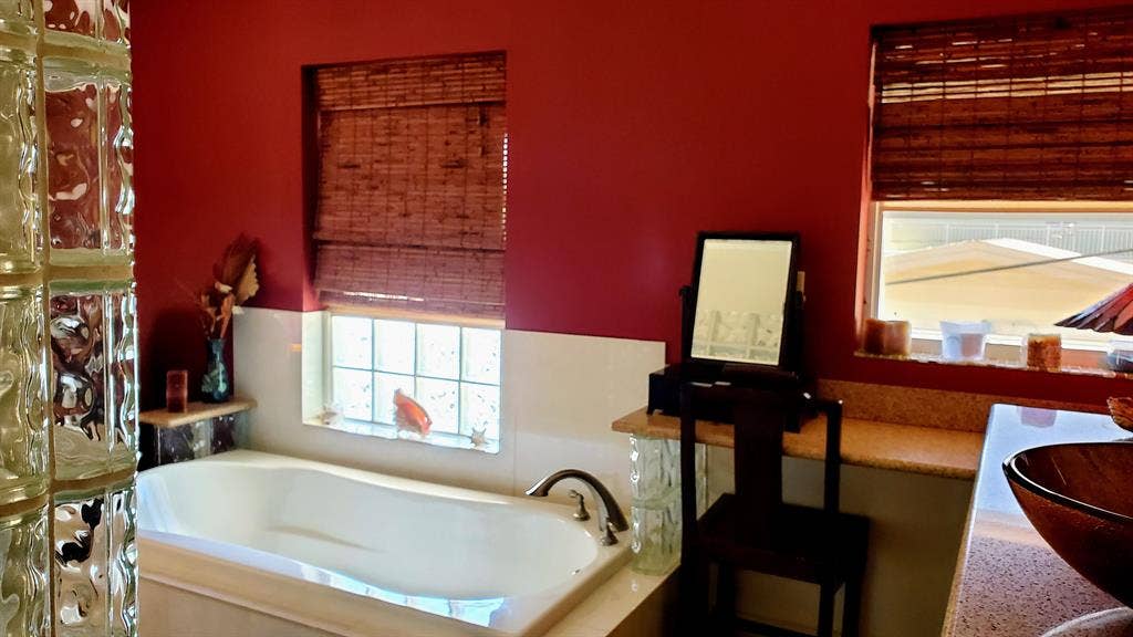 Gorgeous large Bedroom with Ensuite