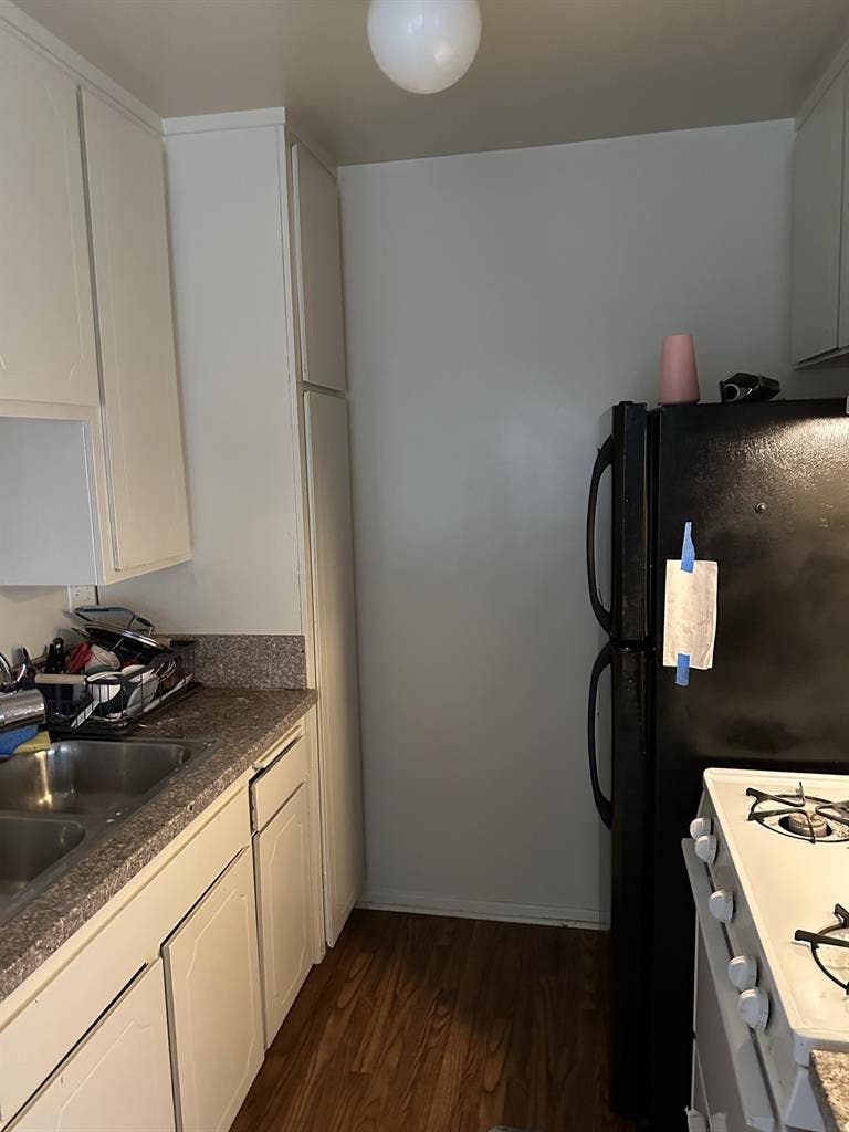 Beautiful Santa Monica apartment