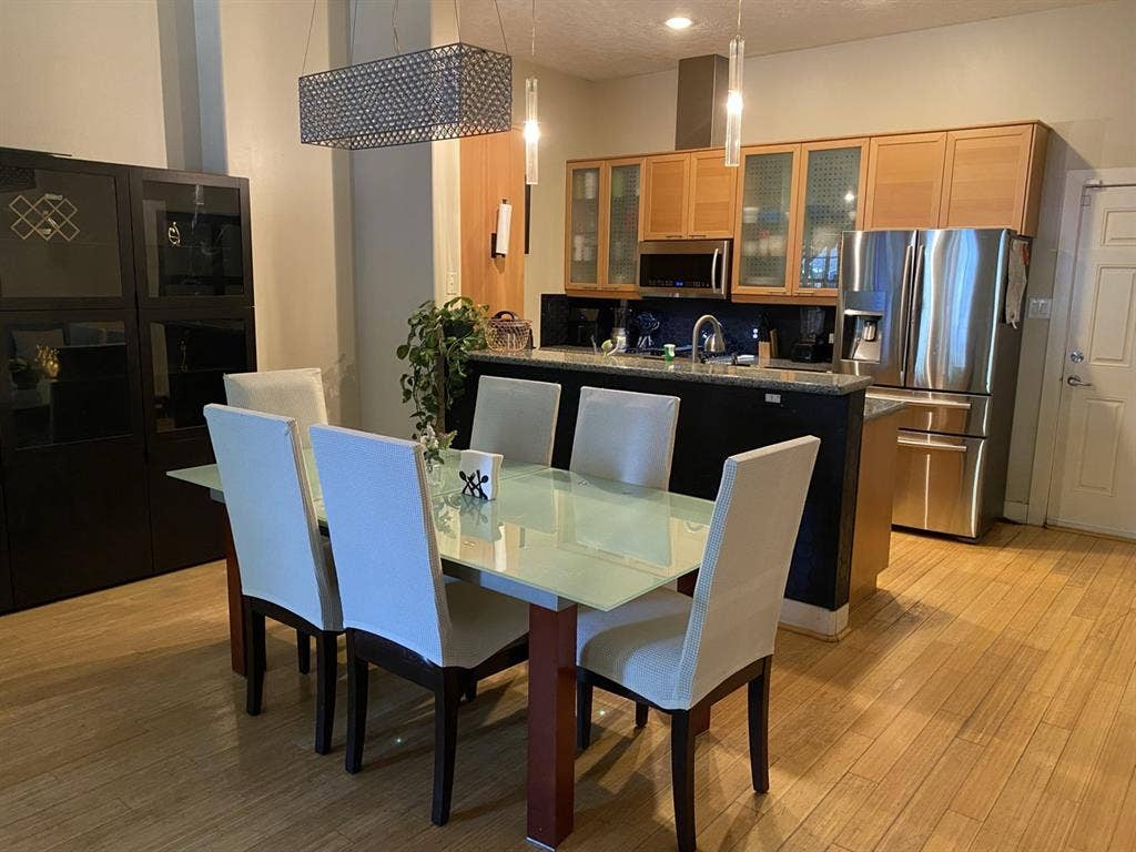 Furnished room in EaDo